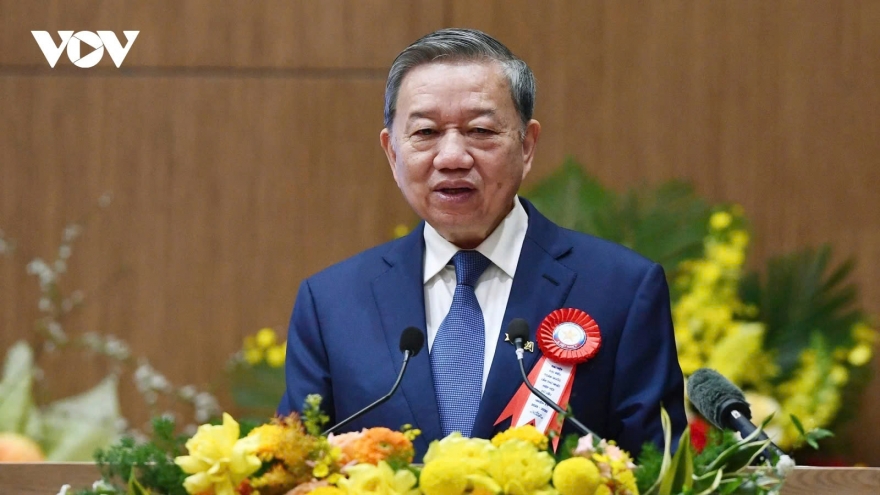 Vietnam must master core data for breakthroughs in digital era, says Party chief